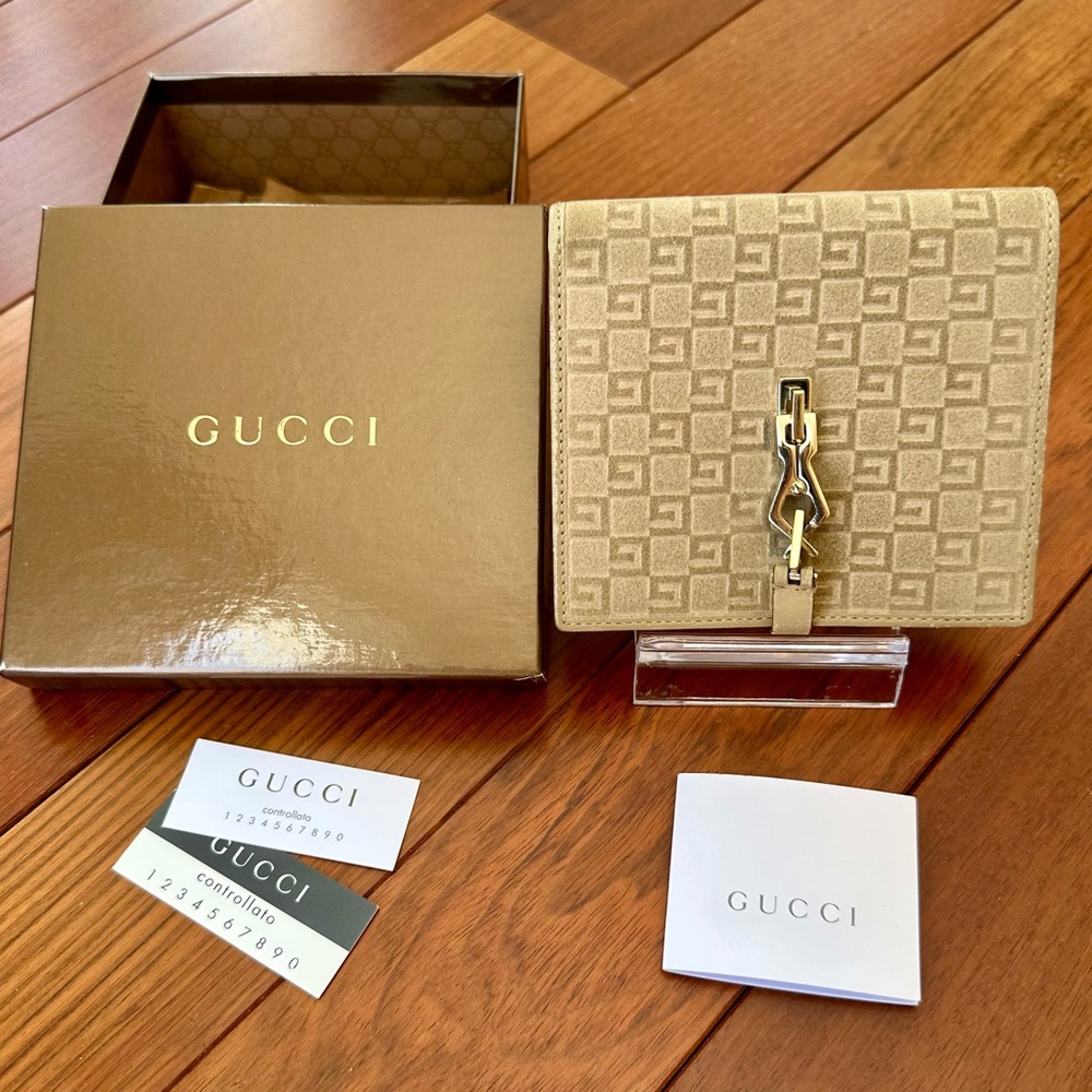 Gucci Vintage Tan Monogram Suede and Leather Bifold Wallet - Picture 4 of 16